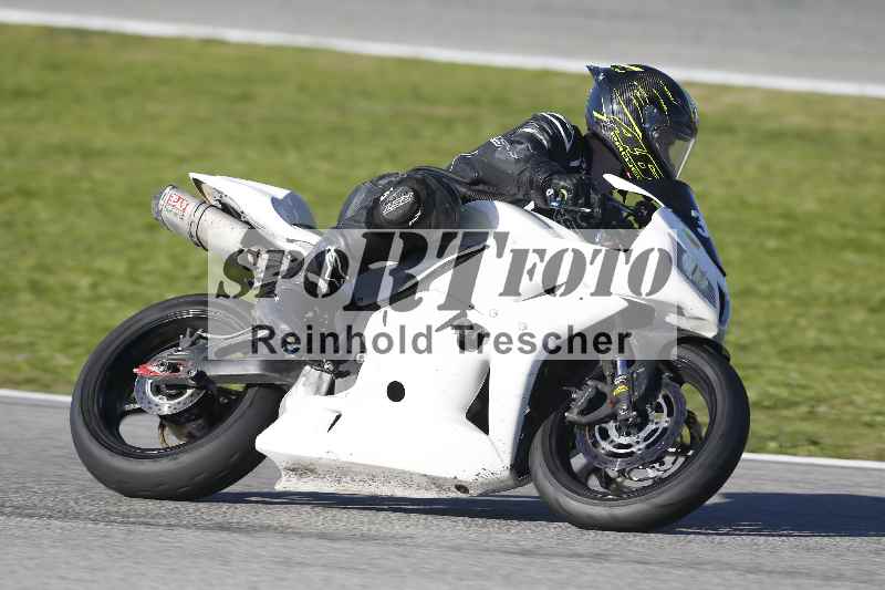 Archiv-2025/02 28.-31.01.2025 Moto Center Thun Jerez/gruen-green/333